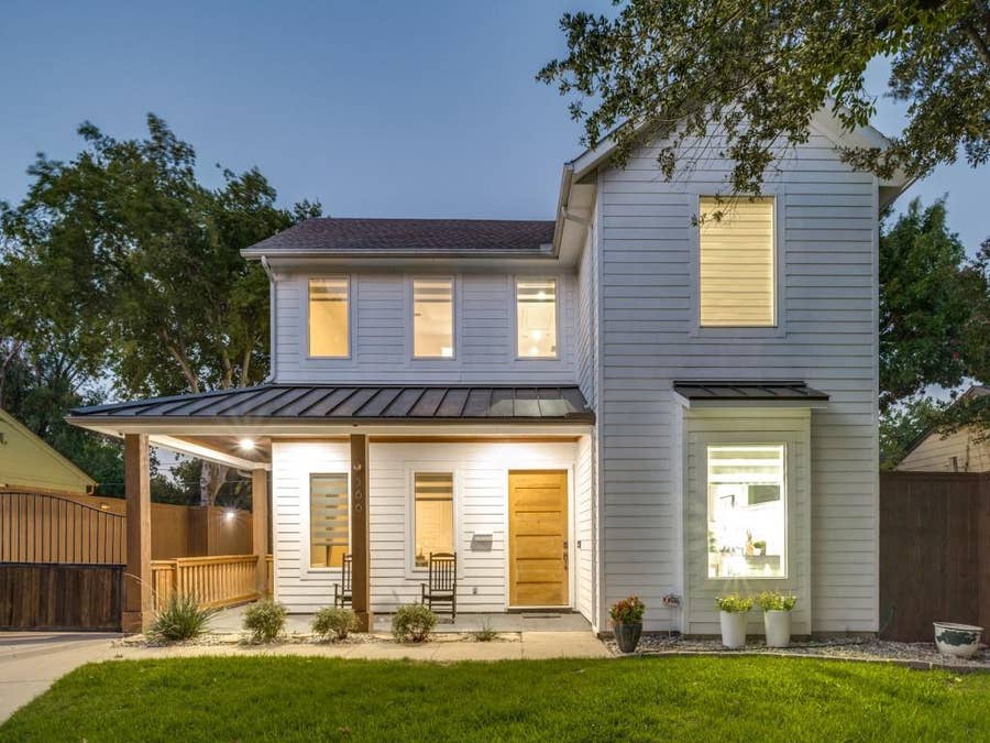 Property photo for 566 Hambrick Road, Dallas, TX