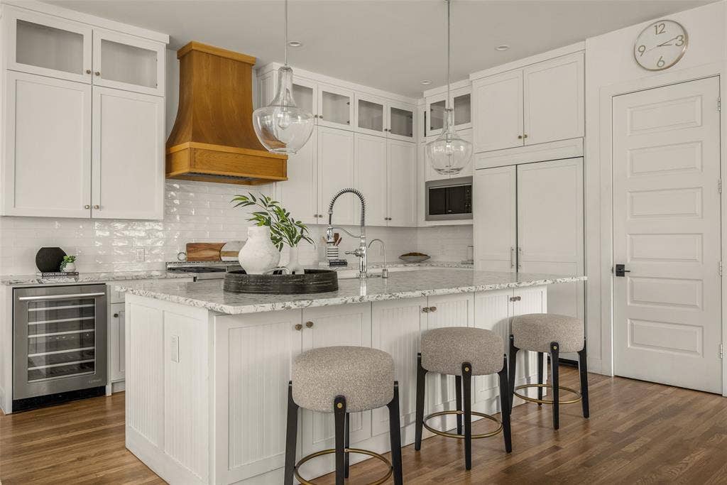 566 Hambrick Road, Dallas, TX 75218