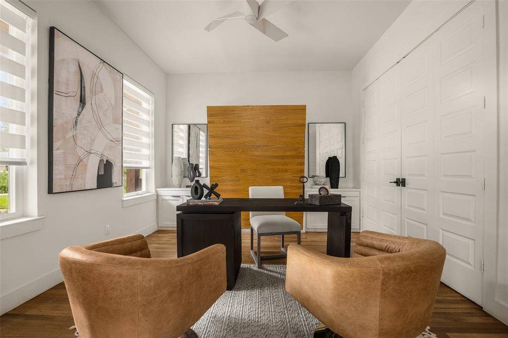 566 Hambrick Road, Dallas, TX 75218