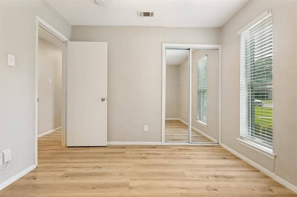 2117 Oak Brook Drive, Richardson, TX 75081 2117 Oak Brook Drive, Richardson, TX 75081