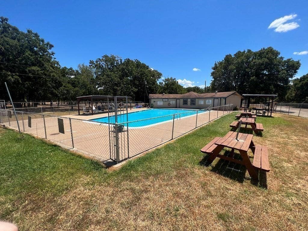 7137 Cayuga Drive, Mabank, TX 75156
