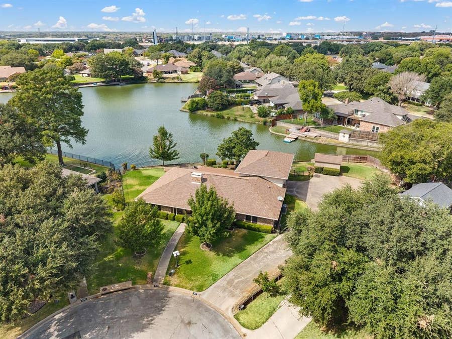 Property photo for 4813 Woodcreek Court, North Richland Hills, TX