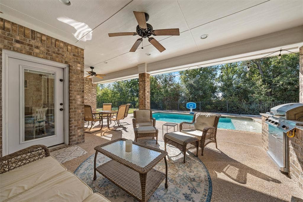 580 Whispering Oaks, China Spring, TX 76633 580 Whispering Oaks, China Spring, TX 76633