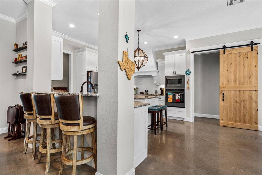 580 Whispering Oaks, China Spring, TX 76633 580 Whispering Oaks, China Spring, TX 76633