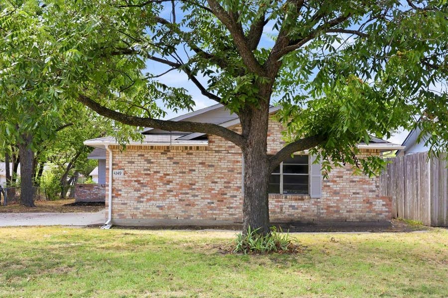 Property photo for 4349 Chestnut Drive, Mesquite, TX