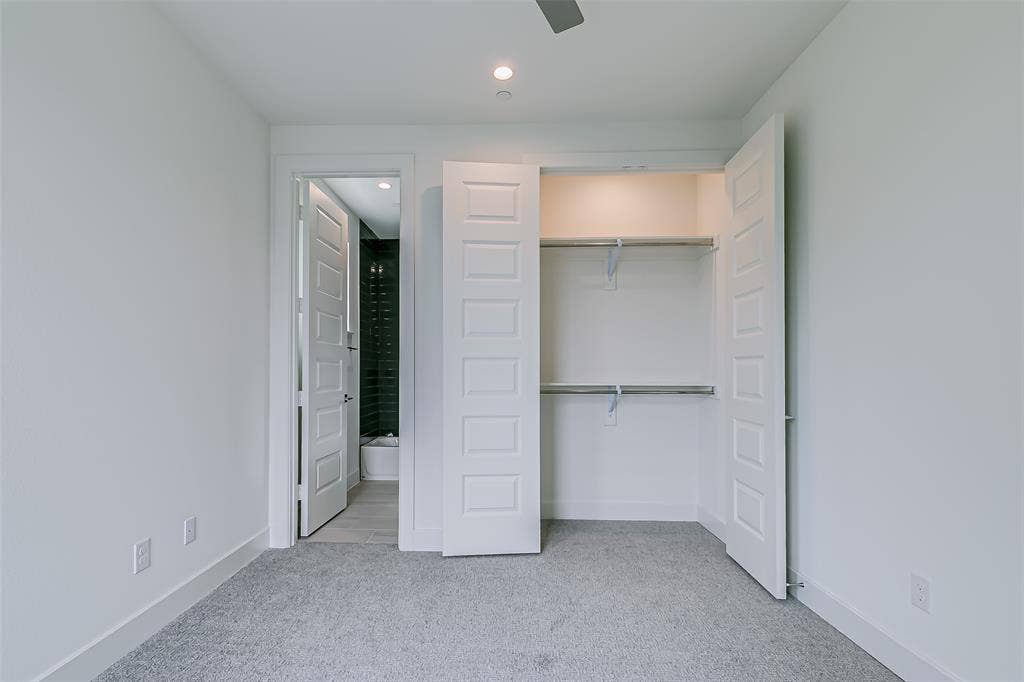 6028 Lewis Street, #202, Dallas, TX 75206