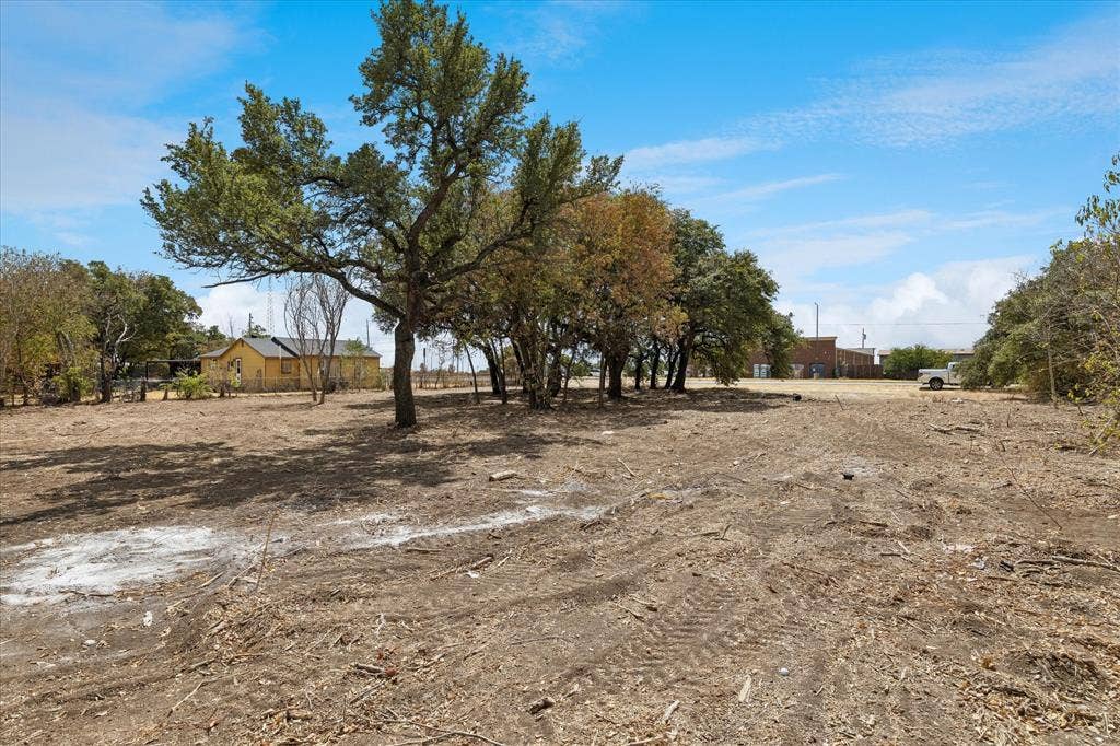 1514 W Bankhead Highway, Weatherford, TX 76086 1514 W Bankhead Highway, Weatherford, TX 76086