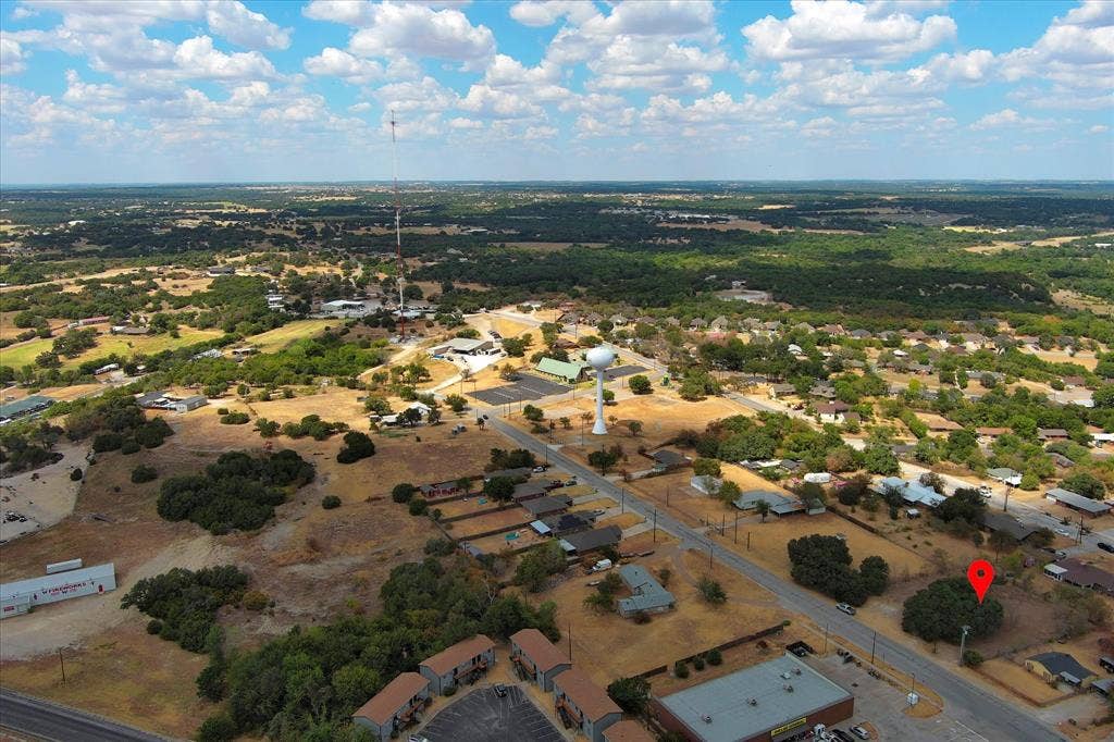 1514 W Bankhead Highway, Weatherford, TX 76086 1514 W Bankhead Highway, Weatherford, TX 76086