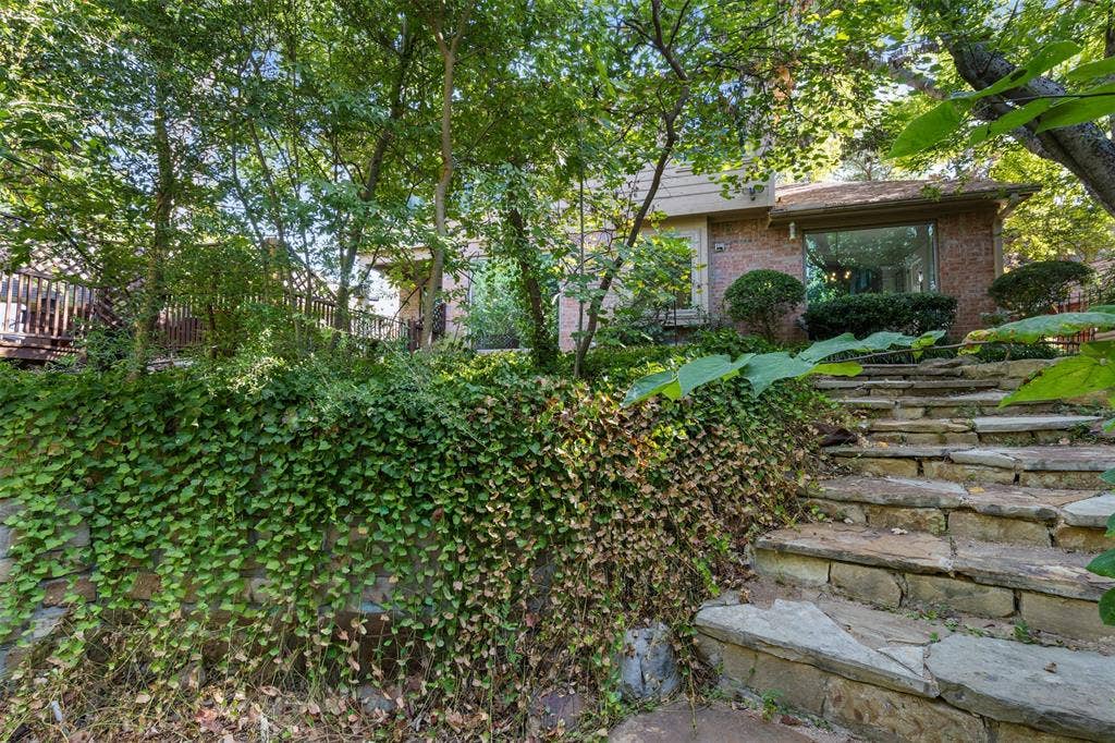 2904 Meadow Glen Drive, McKinney, TX 75072 2904 Meadow Glen Drive, McKinney, TX 75072