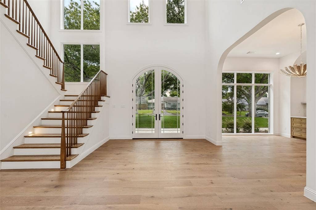 12129 Marbrook Drive, Dallas, TX 75230 12129 Marbrook Drive, Dallas, TX 75230