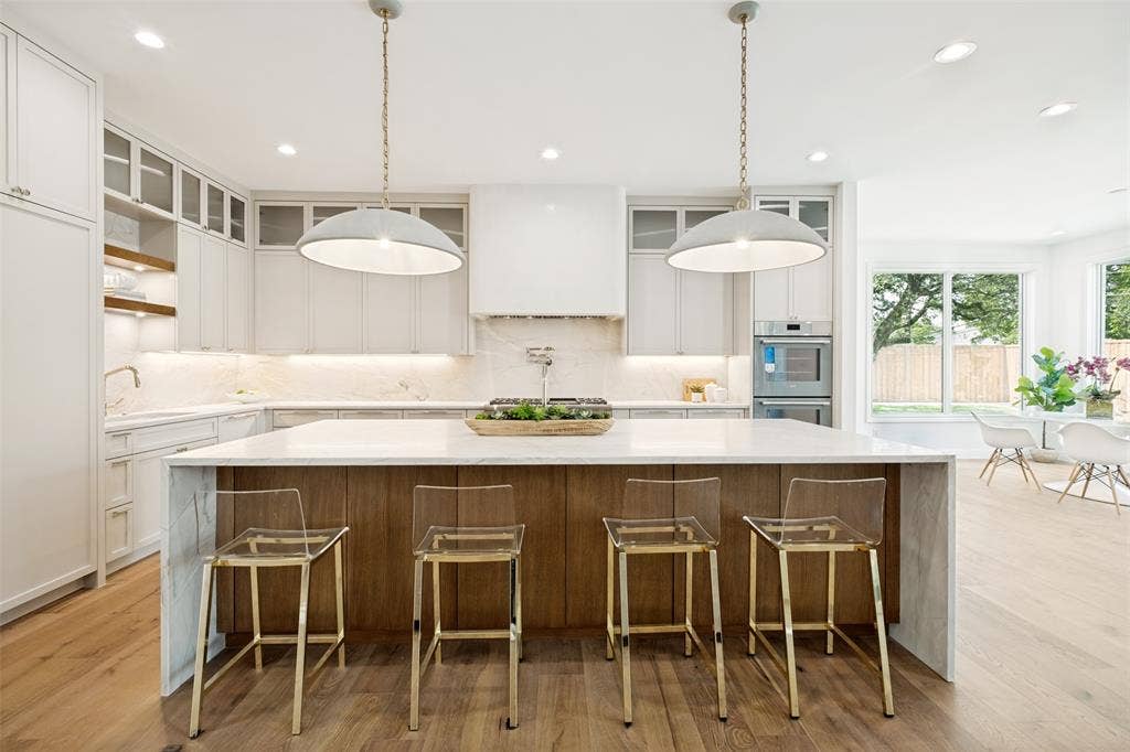 12129 Marbrook Drive, Dallas, TX 75230 12129 Marbrook Drive, Dallas, TX 75230