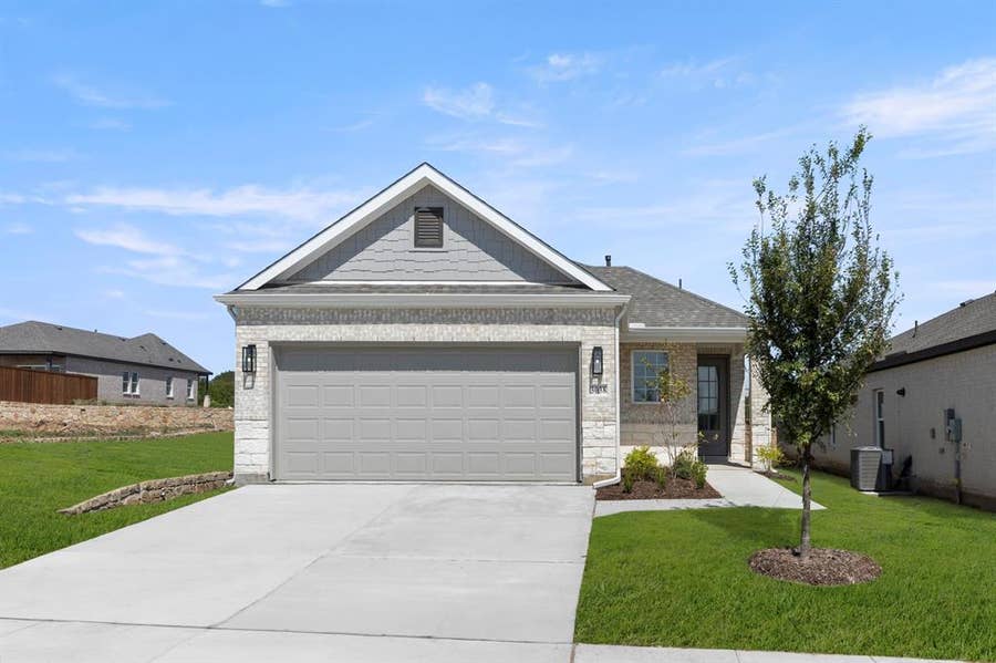 Property photo for 3038 Sweet Birch Lane, Van Alstyne, TX