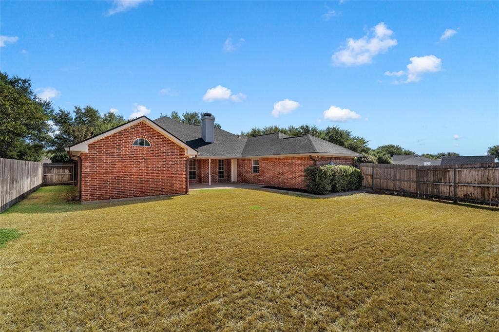 1223 Oakmanor Circle, Hewitt, TX 76643 1223 Oakmanor Circle, Hewitt, TX 76643