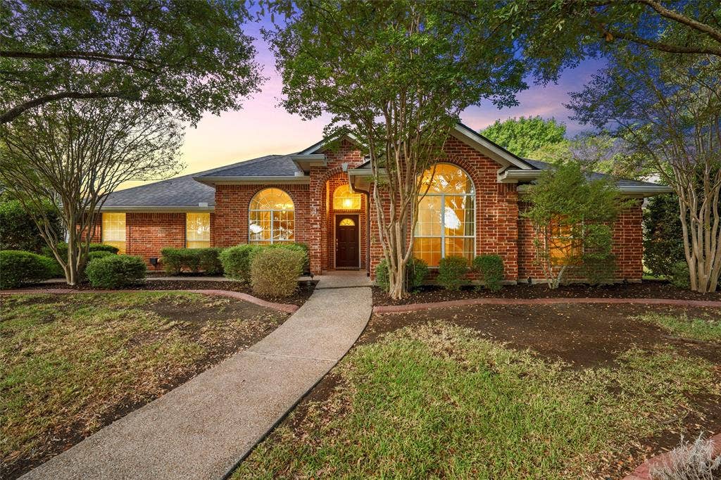 1223 Oakmanor Circle, Hewitt, TX 76643 1223 Oakmanor Circle, Hewitt, TX 76643