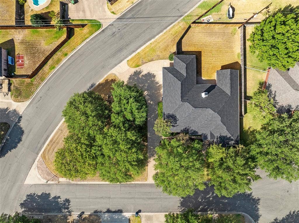 1223 Oakmanor Circle, Hewitt, TX 76643 1223 Oakmanor Circle, Hewitt, TX 76643