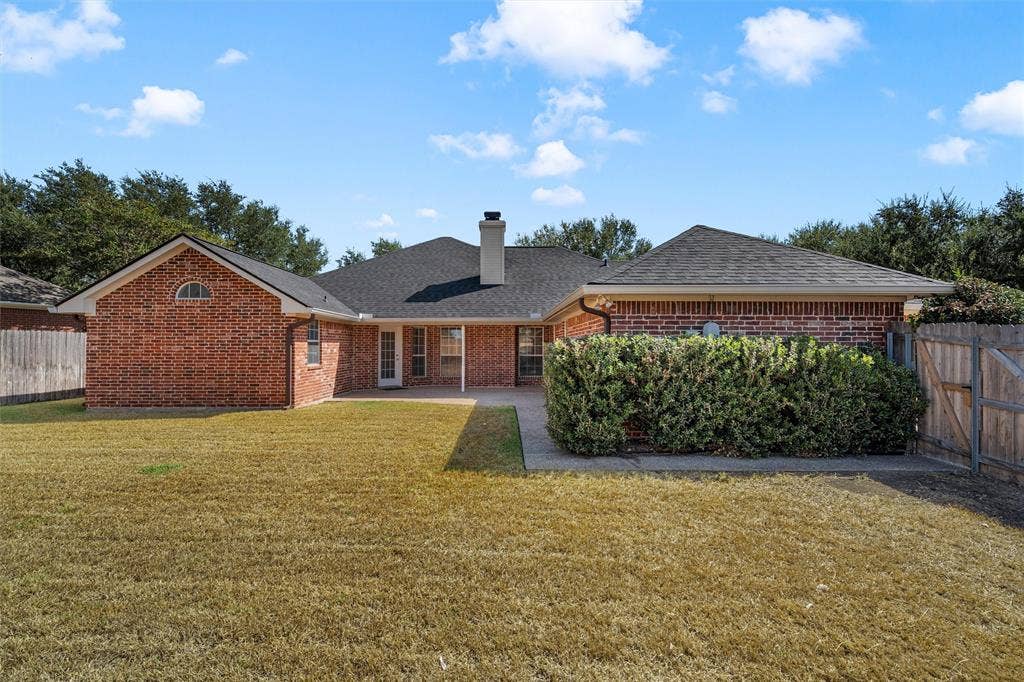 1223 Oakmanor Circle, Hewitt, TX 76643 1223 Oakmanor Circle, Hewitt, TX 76643