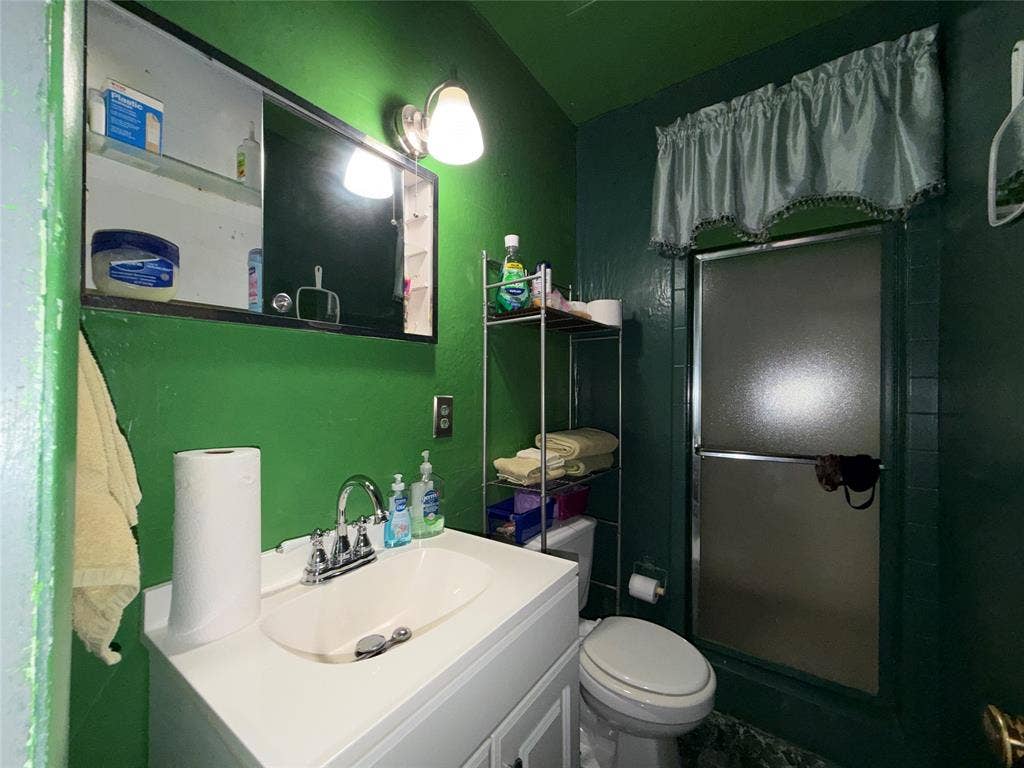 902 Belvedere Drive, Henderson, TX 75652 902 Belvedere Drive, Henderson, TX 75652