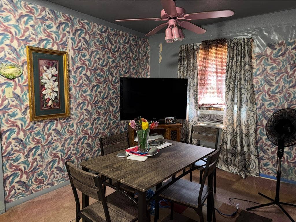 902 Belvedere Drive, Henderson, TX 75652 902 Belvedere Drive, Henderson, TX 75652