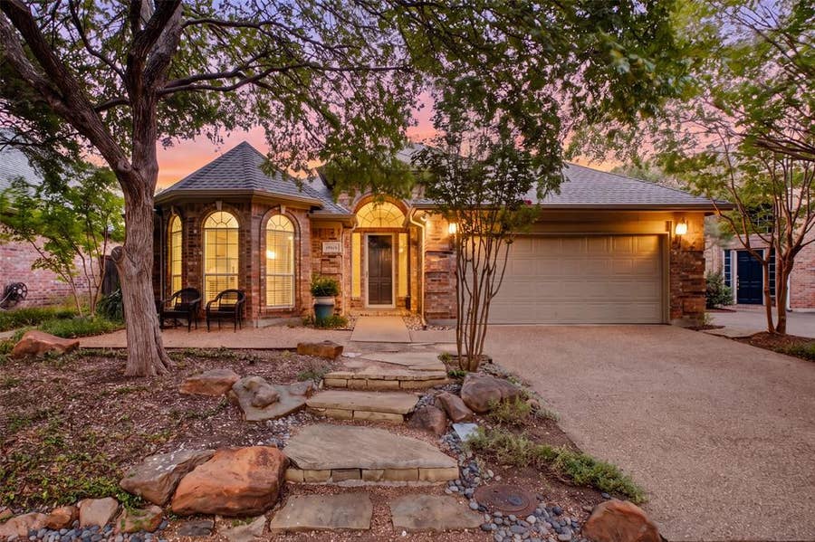 Property photo for 14616 Vintage Lane, Addison, TX