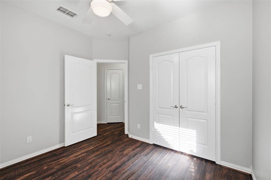 14616 Vintage Lane, Addison, TX 75001 Bright secondary bedroom on the opposite wing