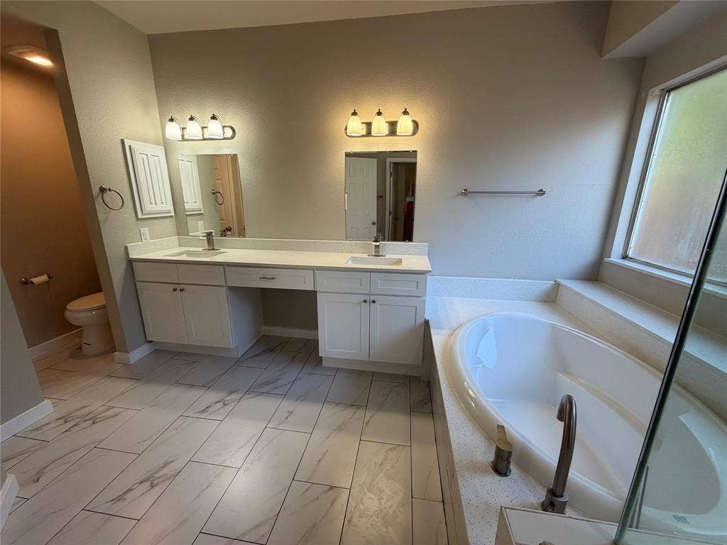 2300 Brooklake Street W, Denton, TX 76207 2300 Brooklake Street W, Denton, TX 76207