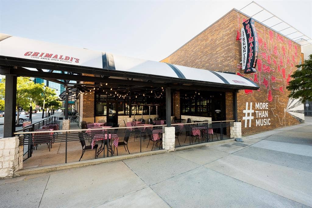 555 Via Amalfi, #312, Irving, TX 75039 555 Via Amalfi, #312, Irving, TX 75039