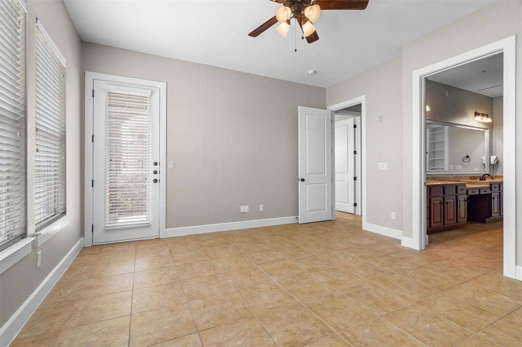 555 Via Amalfi, #312, Irving, TX 75039 555 Via Amalfi, #312, Irving, TX 75039