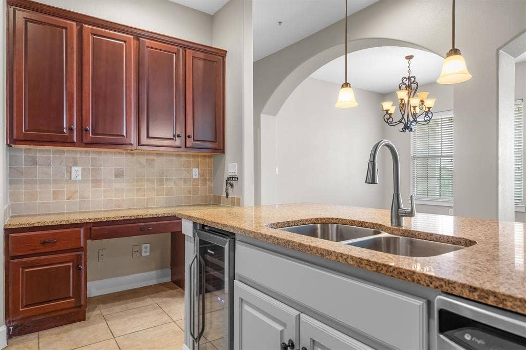 555 Via Amalfi, #312, Irving, TX 75039 555 Via Amalfi, #312, Irving, TX 75039