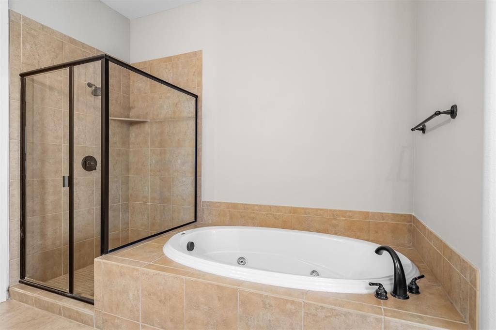 555 Via Amalfi, #312, Irving, TX 75039 555 Via Amalfi, #312, Irving, TX 75039