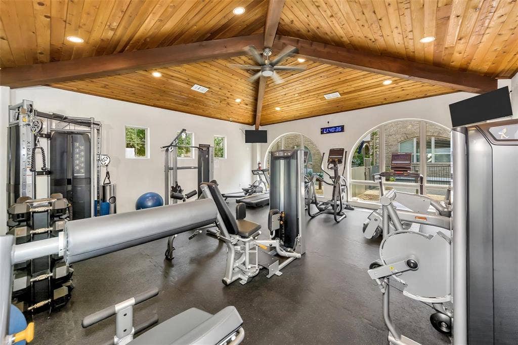 555 Via Amalfi, #312, Irving, TX 75039 555 Via Amalfi, #312, Irving, TX 75039