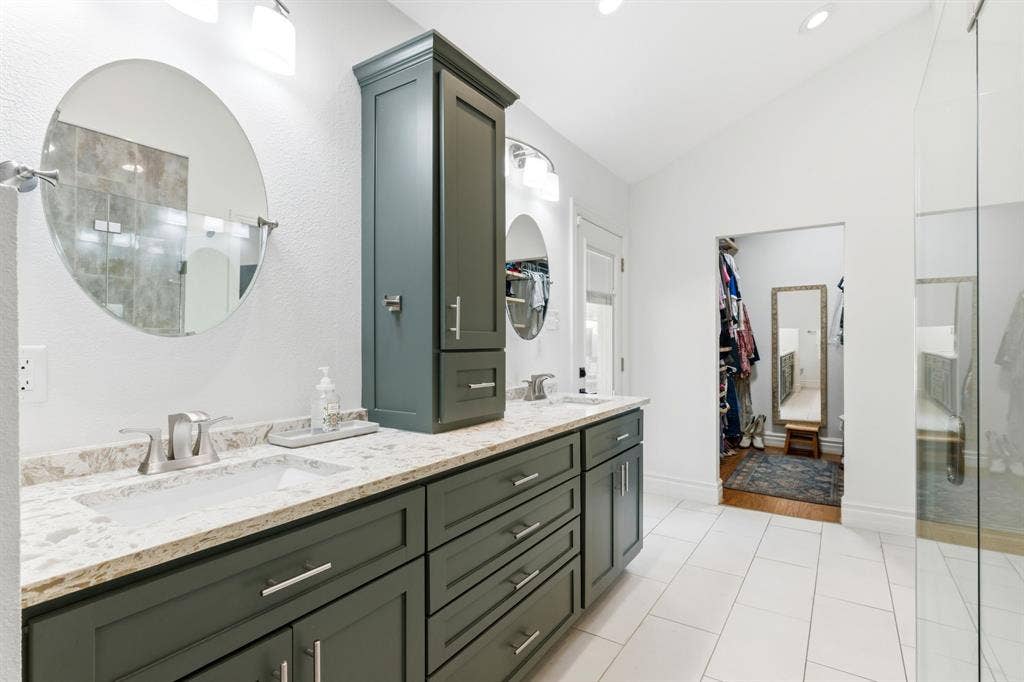 2223 Loving Avenue, Dallas, TX 75214