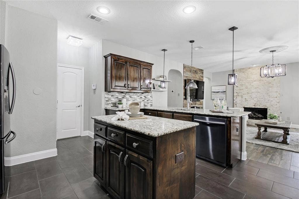 1708 Cole Lane, Argyle, TX 76226