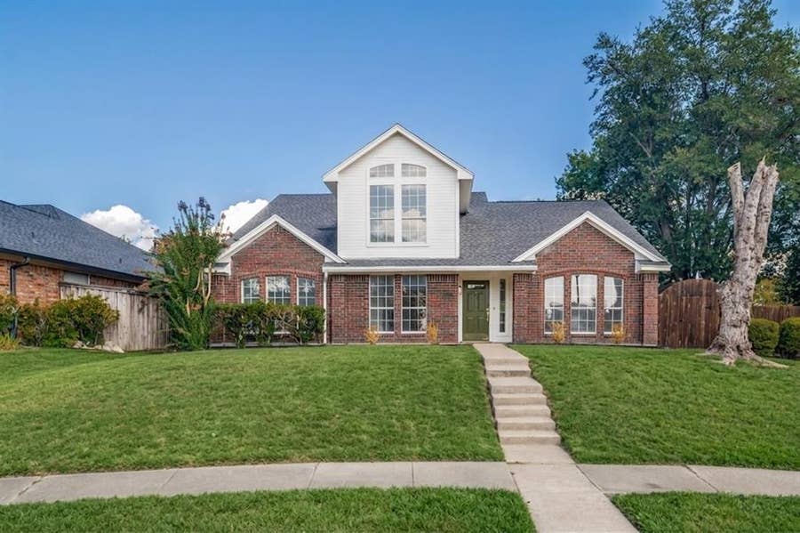 Property photo for 5806 Beacon Drive, Rowlett, TX