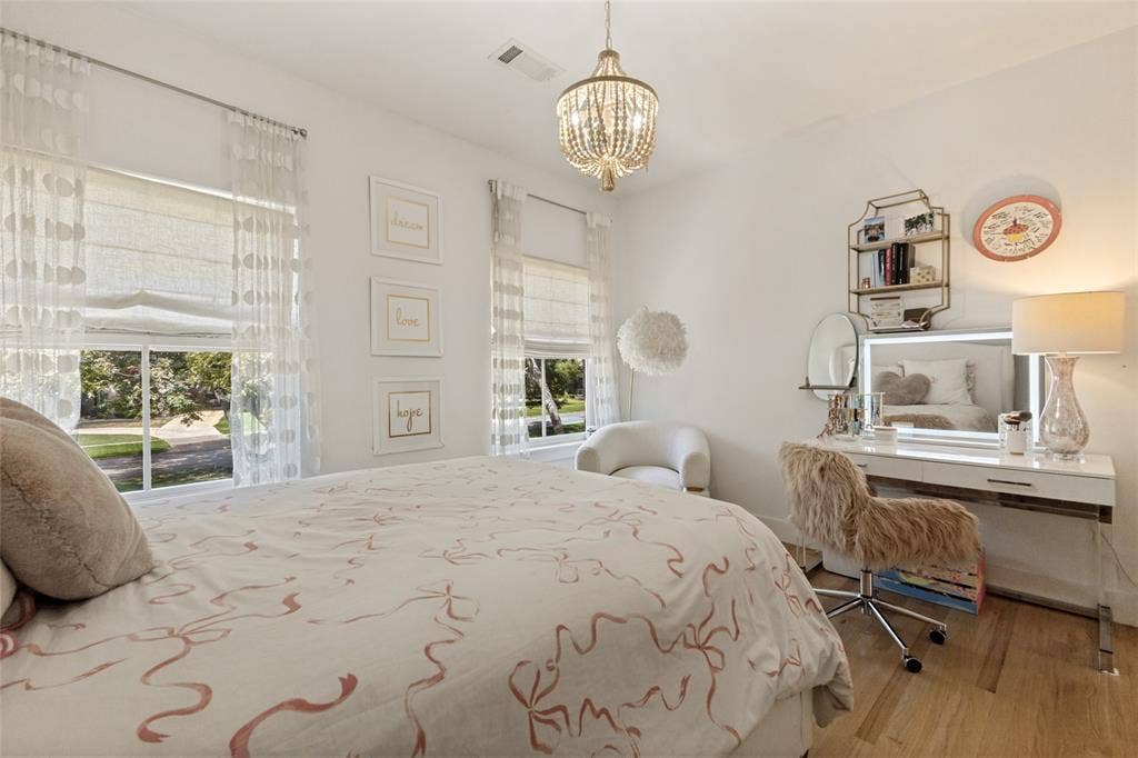 8350 Santa Clara Drive, Dallas, TX 75218 8350 Santa Clara Drive, Dallas, TX 75218