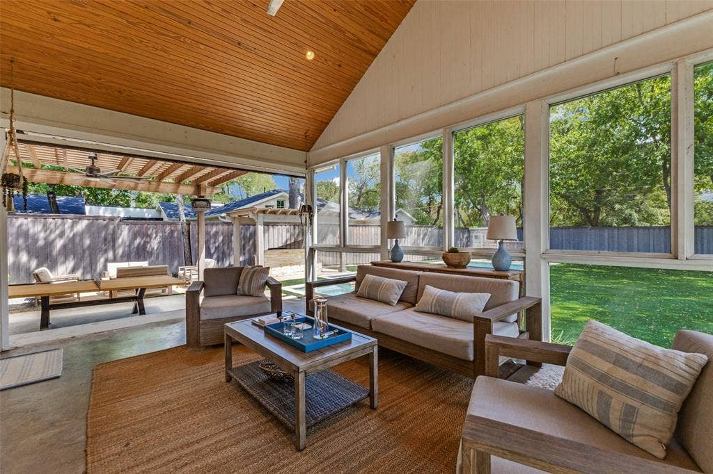 8350 Santa Clara Drive, Dallas, TX 75218 8350 Santa Clara Drive, Dallas, TX 75218