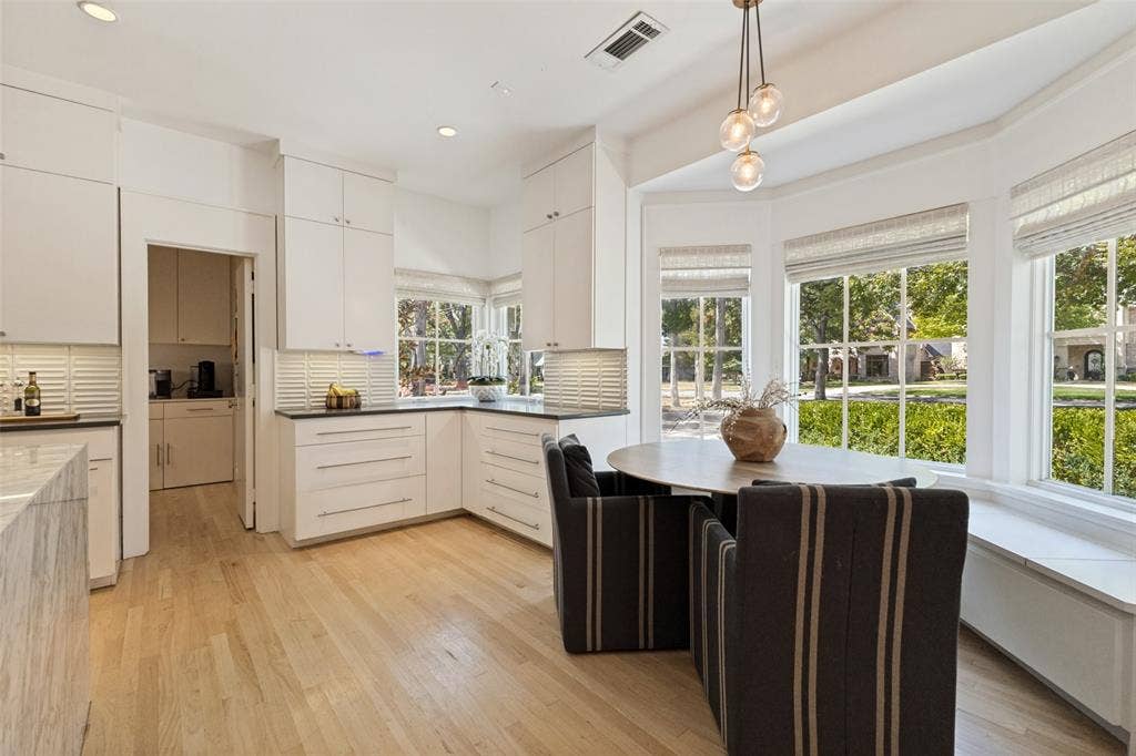 8350 Santa Clara Drive, Dallas, TX 75218 8350 Santa Clara Drive, Dallas, TX 75218