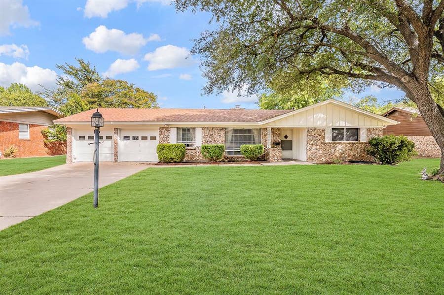Property photo for 4001 Reagan Drive, Fort Worth, TX