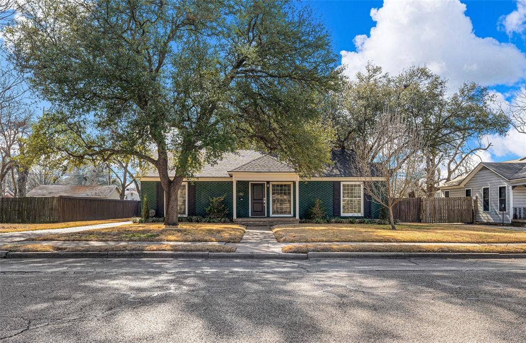 3306 Cumberland Avenue, Waco, TX 76707 3306 Cumberland Avenue, Waco, TX 76707