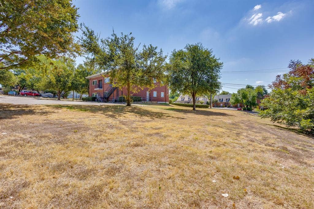 1415 E Belt Line Road, Carrollton, TX 75006 Additional content