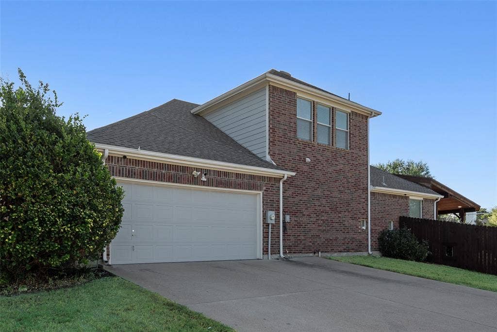 910 Elk Horn Drive, Midlothian, TX 76065 910 Elk Horn Drive, Midlothian, TX 76065