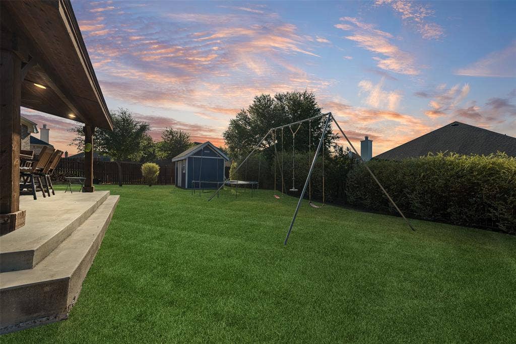 910 Elk Horn Drive, Midlothian, TX 76065 910 Elk Horn Drive, Midlothian, TX 76065