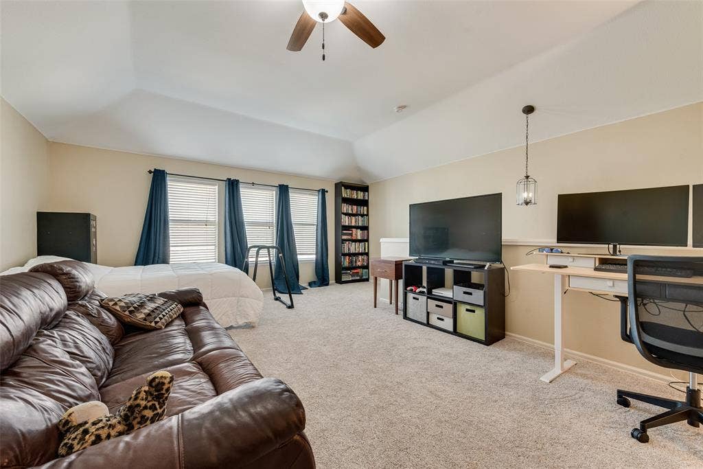 910 Elk Horn Drive, Midlothian, TX 76065 Upstairs secondary living space painted in sept Good for hosting or a teen hang spot.