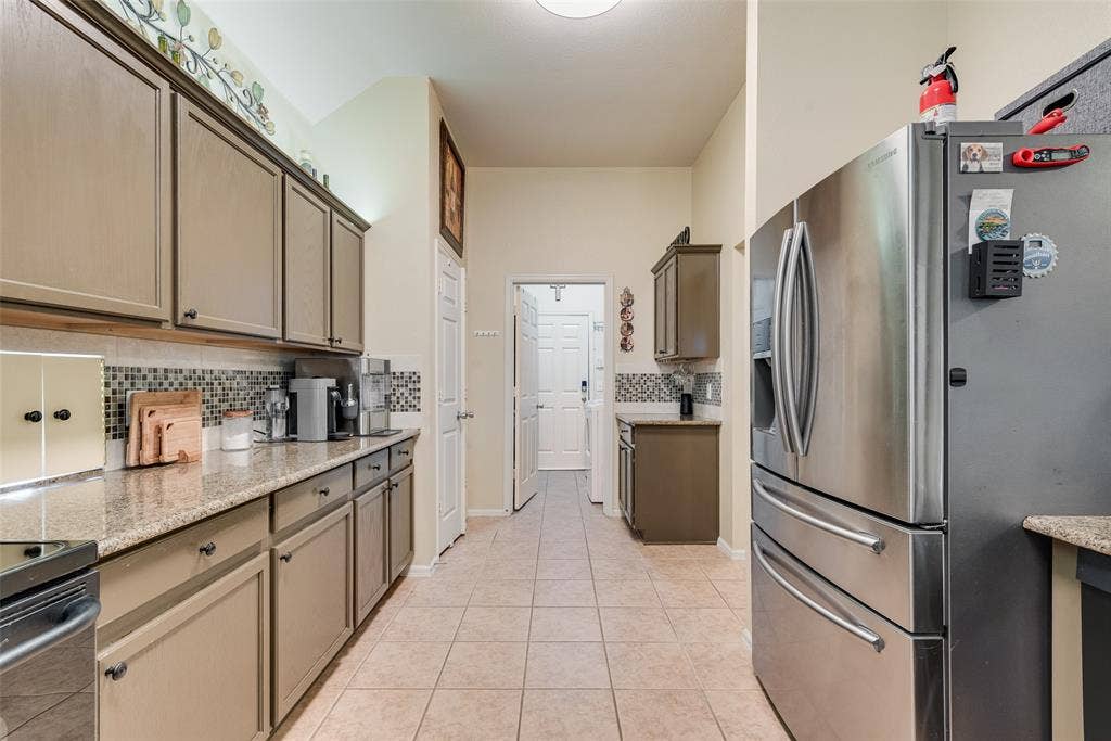 910 Elk Horn Drive, Midlothian, TX 76065 910 Elk Horn Drive, Midlothian, TX 76065