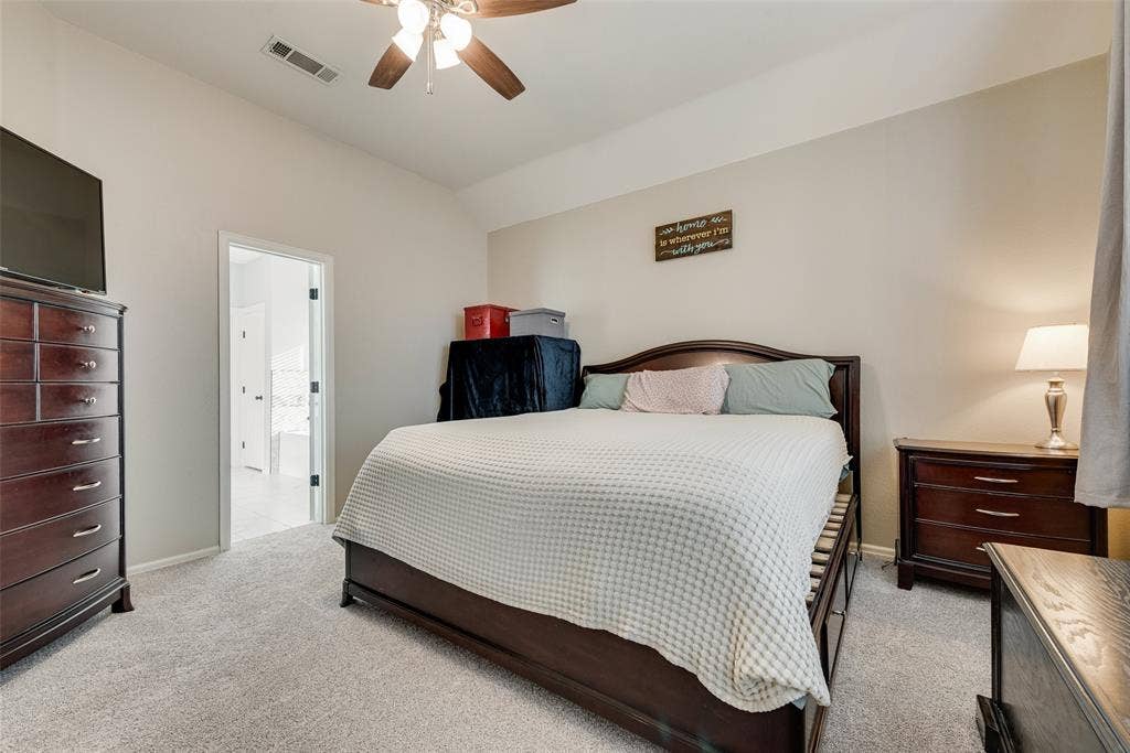 910 Elk Horn Drive, Midlothian, TX 76065 910 Elk Horn Drive, Midlothian, TX 76065