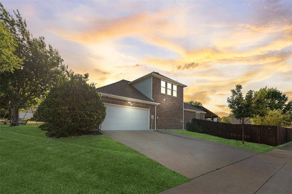 910 Elk Horn Drive, Midlothian, TX 76065 910 Elk Horn Drive, Midlothian, TX 76065