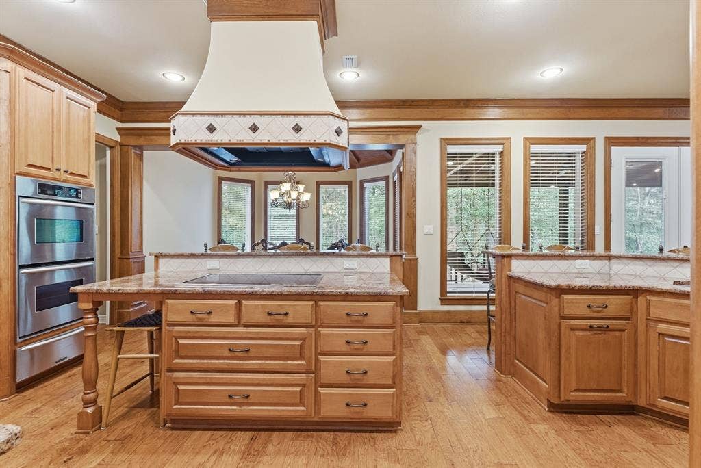 3814 Brighton Creek Circle, Tyler, TX 75707 3814 Brighton Creek Circle, Tyler, TX 75707