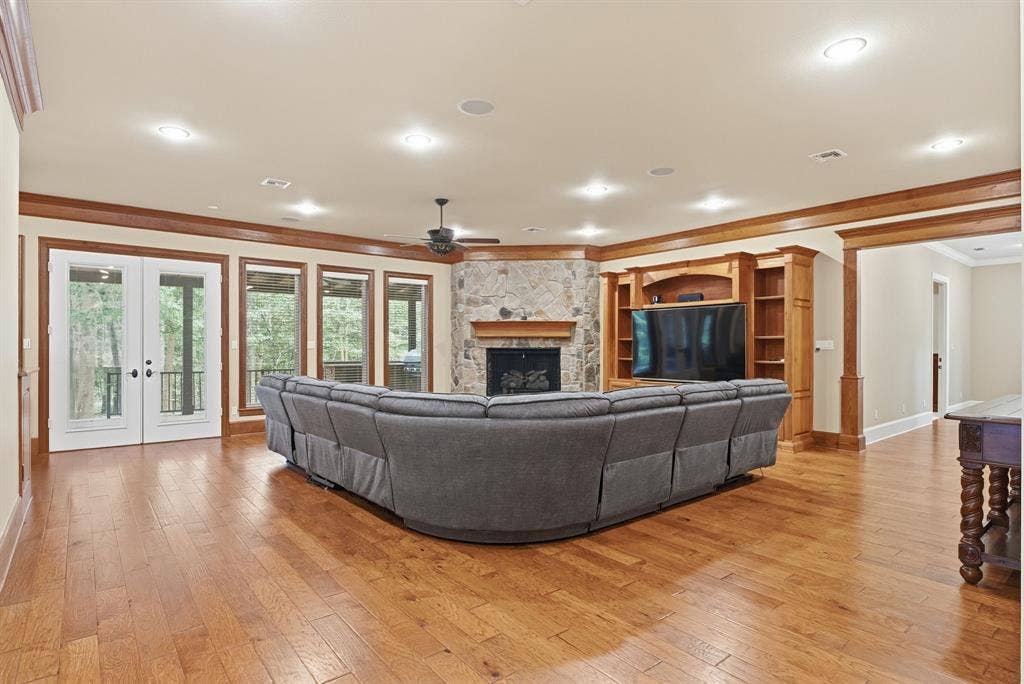 3814 Brighton Creek Circle, Tyler, TX 75707 3814 Brighton Creek Circle, Tyler, TX 75707