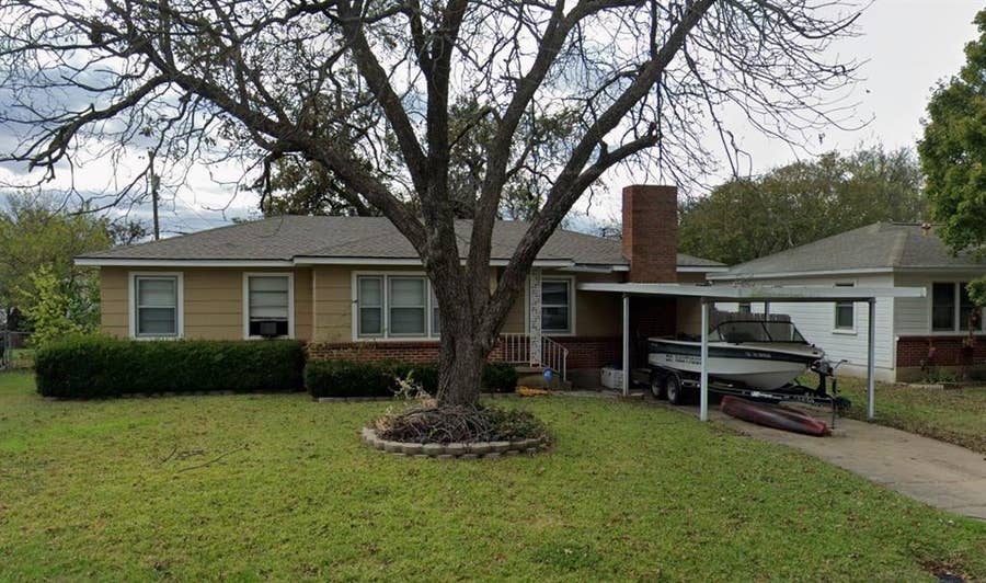 Property photo for 1106 N 64th Street, Waco, TX