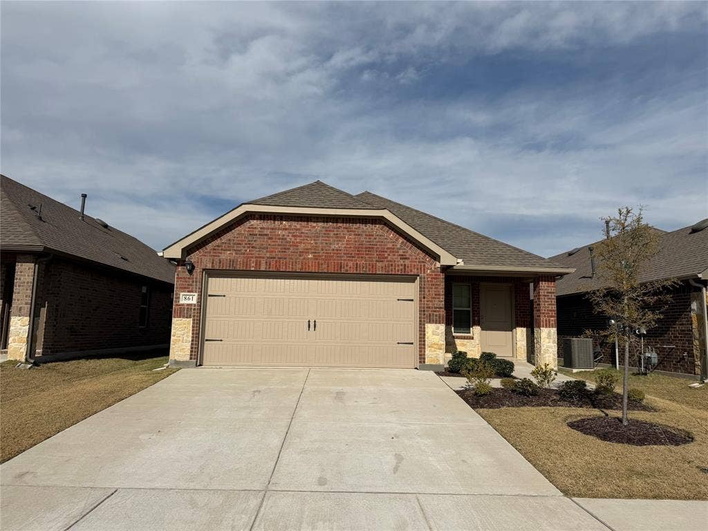 861 Good Cheer Lane, Lavon, TX 75166 861 Good Cheer Lane, Lavon, TX 75166