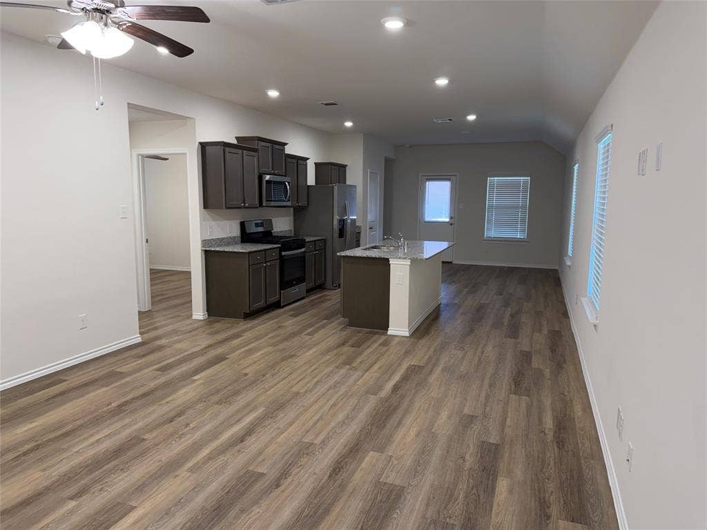 861 Good Cheer Lane, Lavon, TX 75166 861 Good Cheer Lane, Lavon, TX 75166
